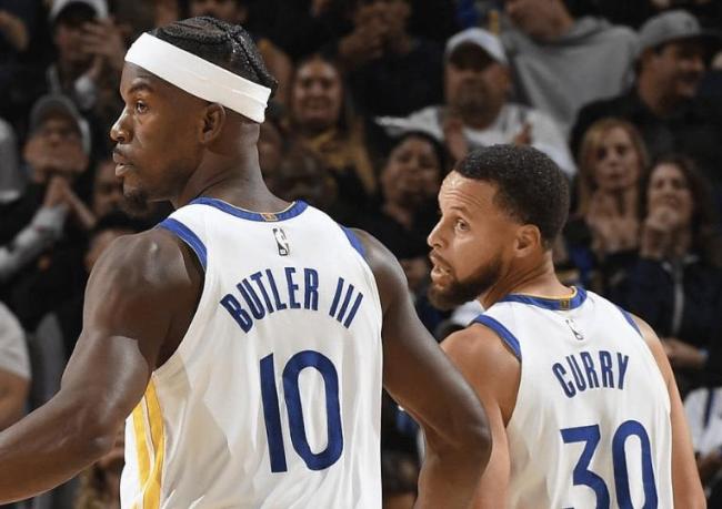 库里27分 勇士3人20+仍不敌雄鹿 雄鹿全民皆兵逆袭胜