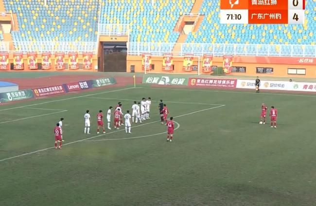 重庆铜梁龙末轮冲超仍握主动权 平局不失优势