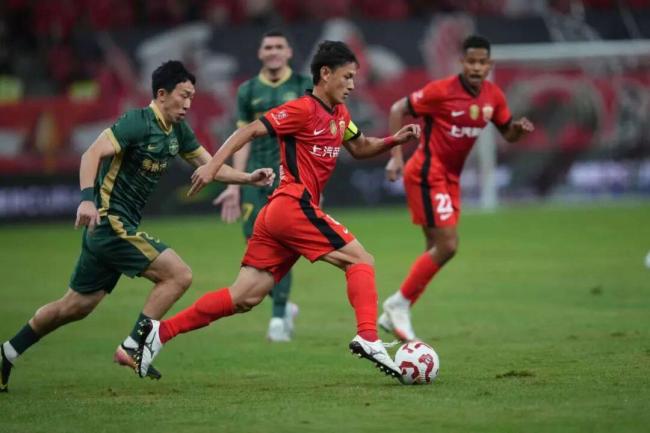 媒体：海港还差“最后一分” 争冠主动权在握