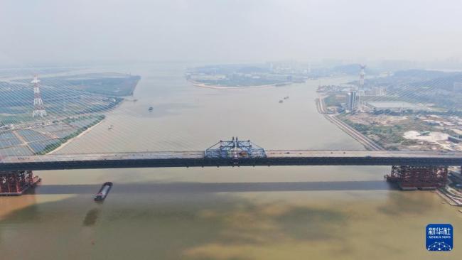 广州中山东环香山大桥合龙 湾区路网再升级