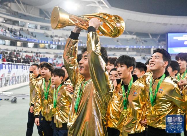 苏超泰州队冠军 点球大战夺魁