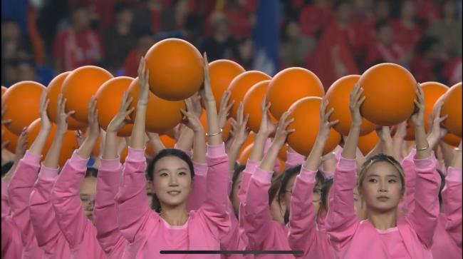 苏超的世界:先爱上足球再爱这座城