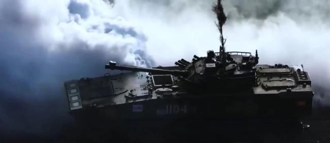 大场面!机器狗无人机开路 实兵对抗演练画面公布