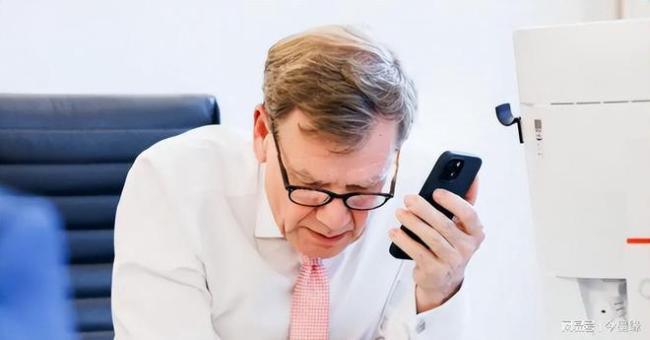 记者：德国政治角力天平倒向社民党 访华风波加剧内部竞争