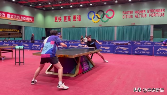 全运会梁靖崑周雨对练!