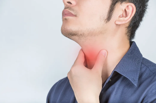 嗓子疼就吃抗生素？当心“引来”真菌