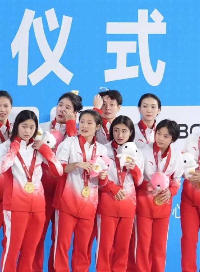 何威仪点评爱徒谢思埸全红婵 师徒情深共创辉煌