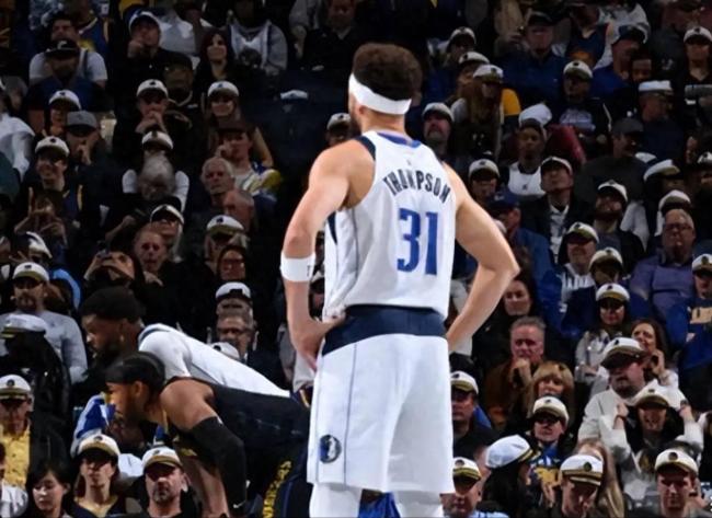 克莱状态低迷沦为替补因红颜祸水？职业生涯迎关键转折