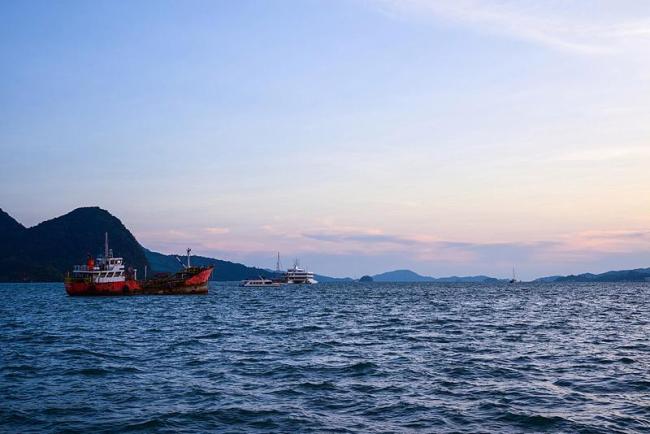 載近百人偷渡船在馬泰之間海域沉沒(méi) 多人遇難