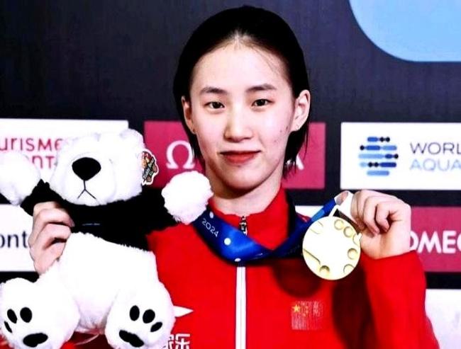 陈芋汐全运会倒立俯卧撑 聚光灯下的新挑战