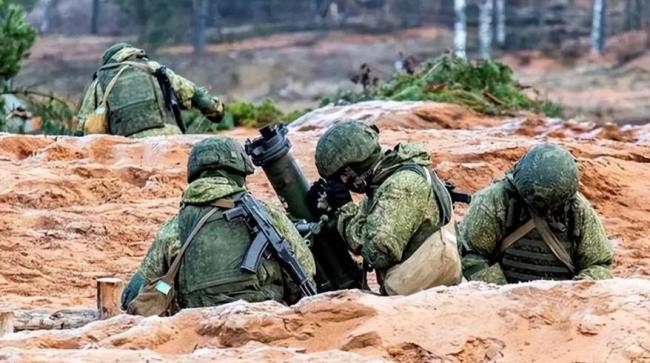 突发特讯！乌军全线崩溃，红军村遭20倍俄军猛烈围攻，美国要抛弃基辅？引爆国际舆论