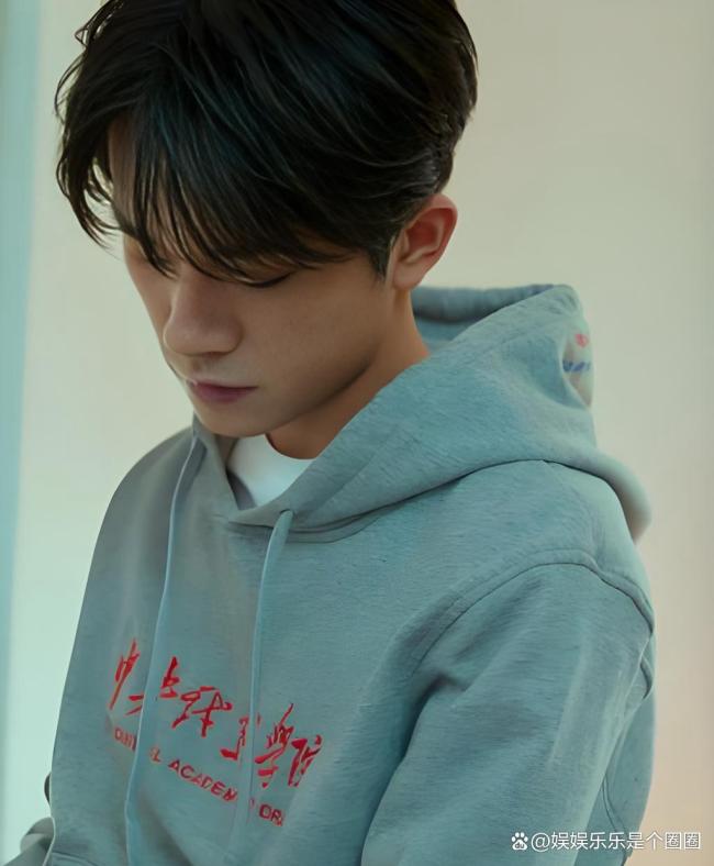 易烊千玺 叔圈开门 校园修炼记