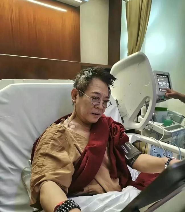 李连杰近期变年轻引发热议 返老还童之谜