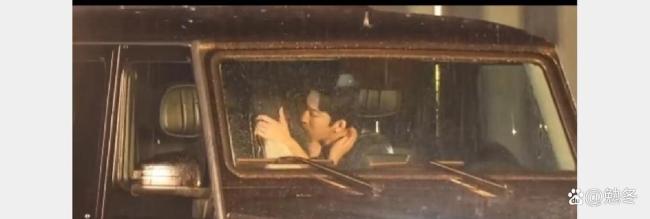 井柏然孙千吻戏 车内甜蜜互动引热议