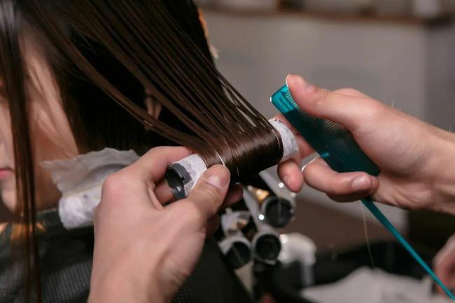 做好这4件事 帮你养出一头健康秀发