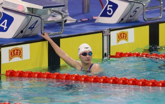 李冰洁夺得女子400米自由泳金牌 河北首金荣耀