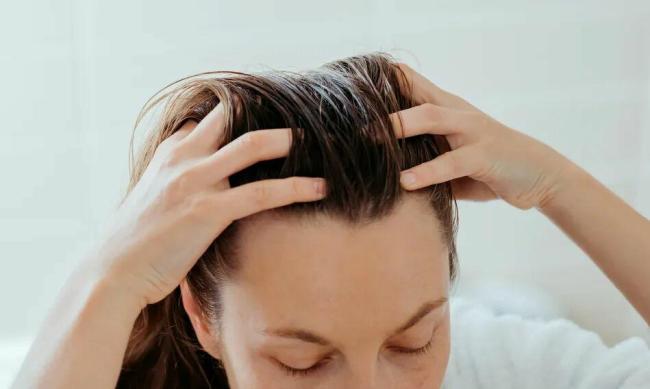 做好这4件事 帮你养出一头健康秀发