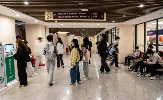 “双十一”急诊科来了太多主播 过度用声引发急症