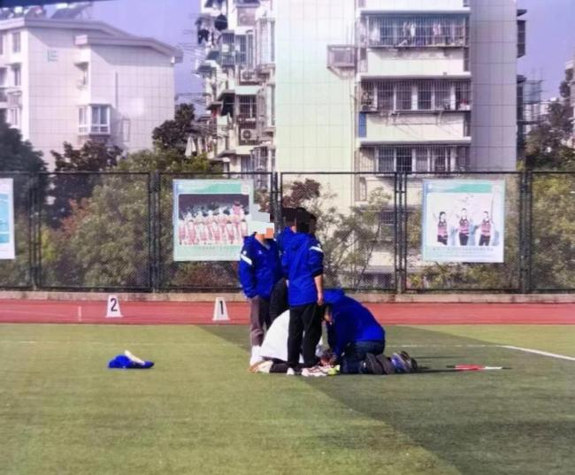 学生运动会上跑200米时倒地去世 痛心事件已妥善处理