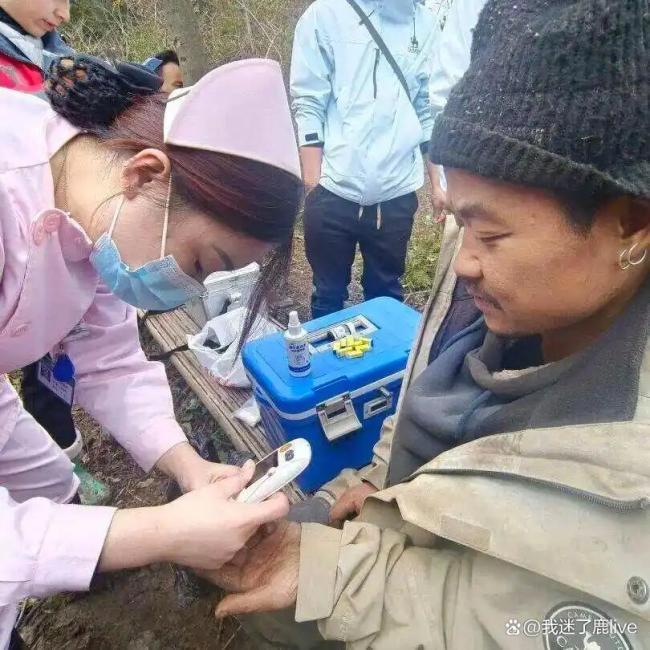 荒野求生选手为何会血钾超标 极端环境下的健康危机