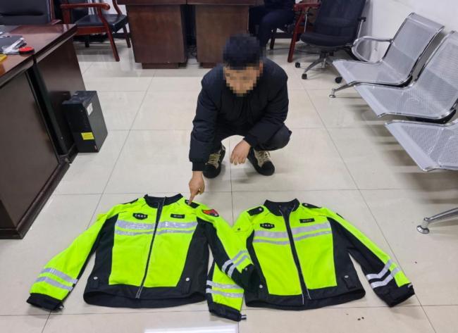 8人穿“警服”為婚禮開路？后續(xù)來了 非法行為被查處