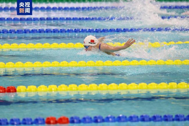 覃海洋李冰洁等继续冲金 泳池争锋精彩不断