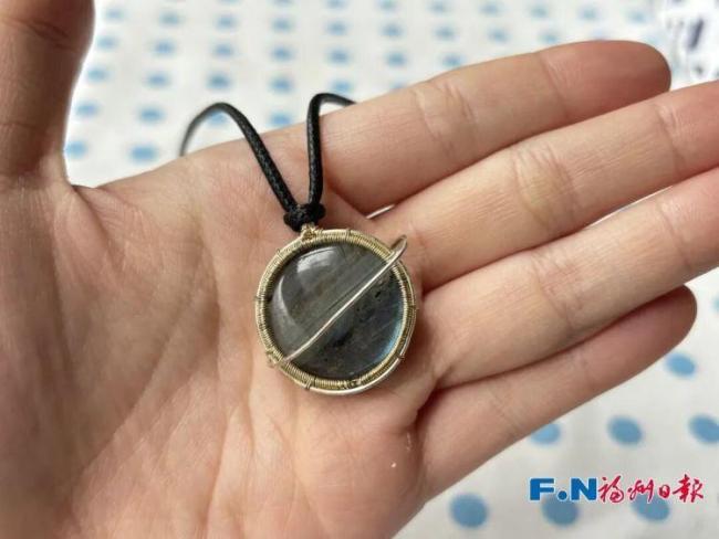 父亲脑死亡 女儿含泪帮他完成心愿 跨越生死的双重确认