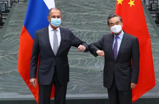 拉夫罗夫：俄罗斯绝不可能对抗中国 不结盟的韧性支撑