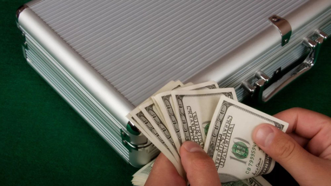 乌克兰腐败丑闻震动西方 西方资助被挪用