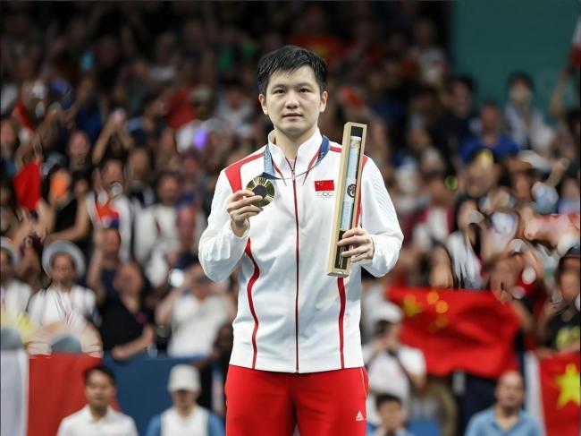 樊振东主动陪林诗栋练球 世界冠军的传承与指导