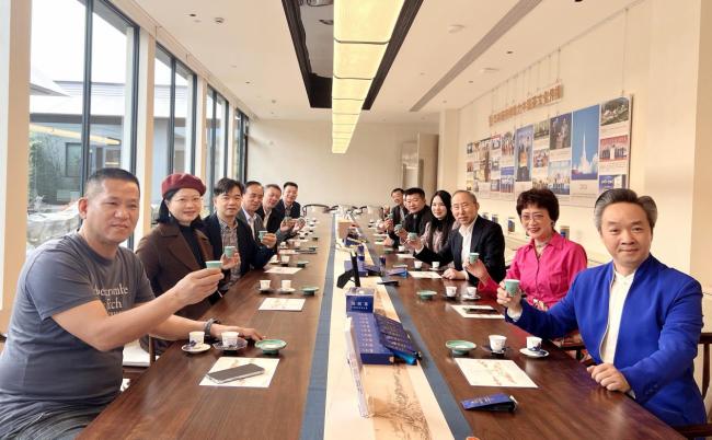 龍宇翔出席第十七屆海峽兩岸茶業(yè)博覽會開館式