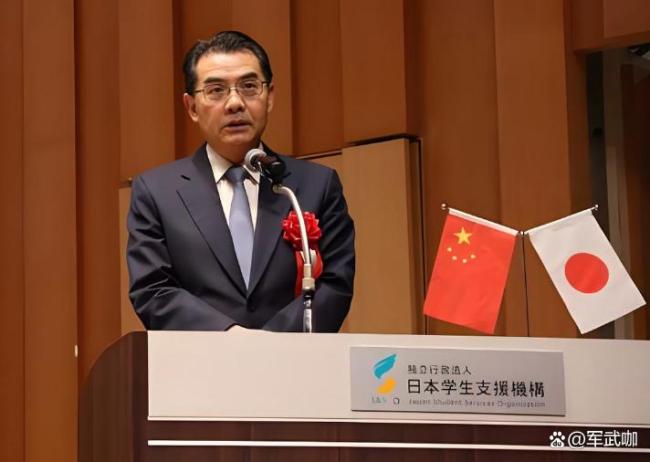 日本民众扛不住了:中国人不来日本打击很沉重!高市早苗还要挑衅到底么?