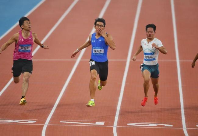 10秒11！李泽洋全运会男子百米夺冠 湖北飞人闪耀赛场