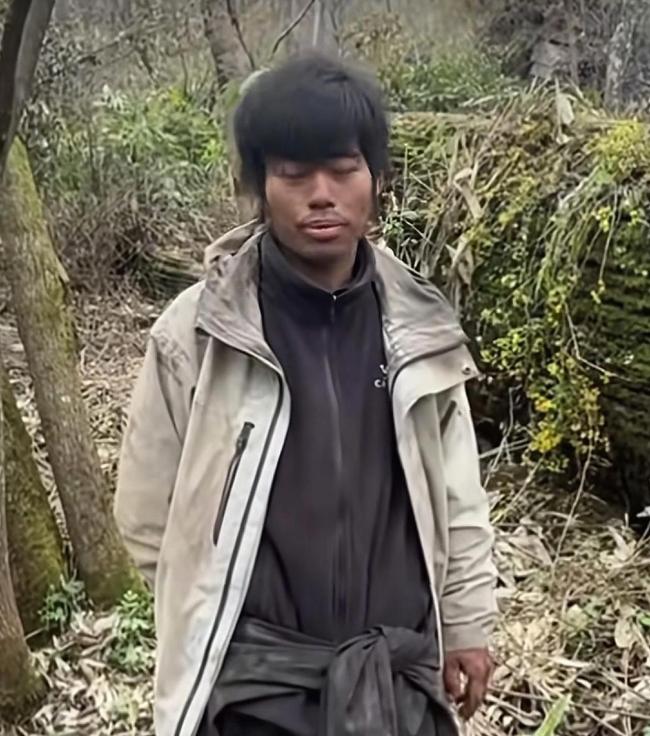 荒野求生林北終于接到女朋友 女友甜蜜慶生