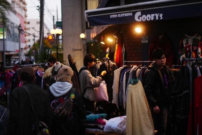 日本经济绷不住了 外需内需双承压