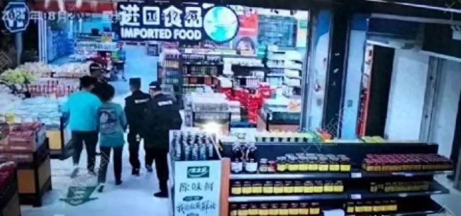 被员工偷倒闭超市老板要求更换法官 一审二审法官同一人需回避