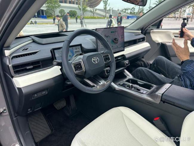 广汽丰田新一代威兰达上市 五电进化引领未来