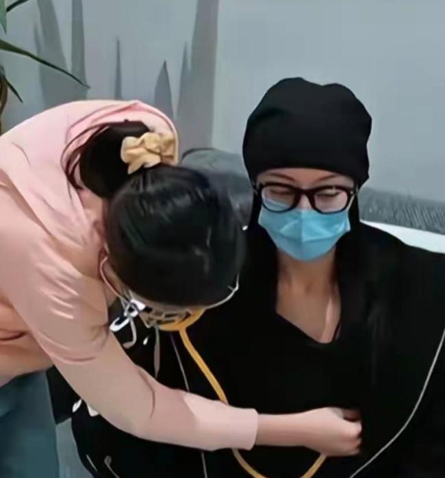 迪丽热巴播剧粉丝精神状态 热巴状况令人担忧