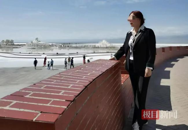 男子占地修沟遭拒砸死女邻居案开庭 邻里纠纷酿悲剧