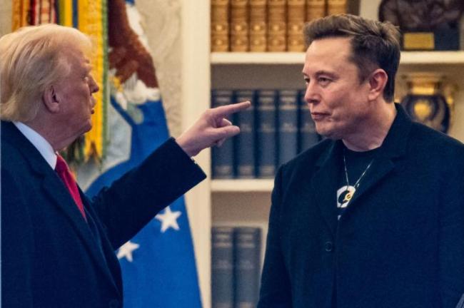 研究员：特朗普急召马斯克回白宫救场 最强帮手回归