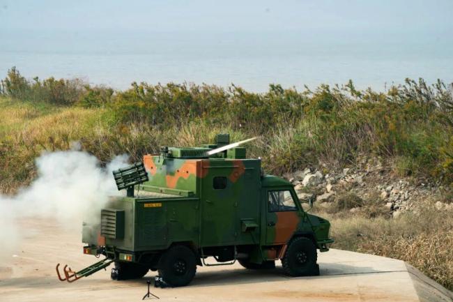 东部战区海军某部昼夜实弹射击 锤炼实战能力