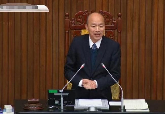 蓝白民代联手通过“李四川条款”