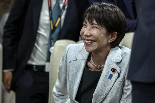 高市为G20“精心打扮”惹争议 服装选择引热议