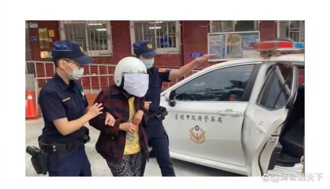 八旬母親悶死52歲殘疾兒子:50年守護(hù)終成悲劇