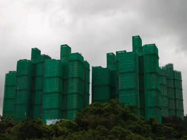 香港宏福苑火勢蔓延原因曝光 三重隱患疊加所致