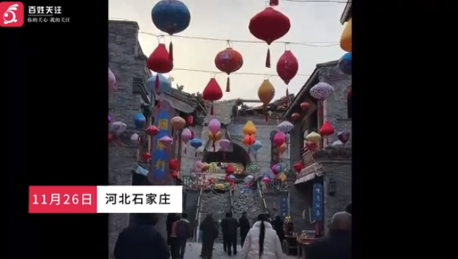 河北龙泉古镇入口门楼部分构建被强风吹落 景区：停业一天