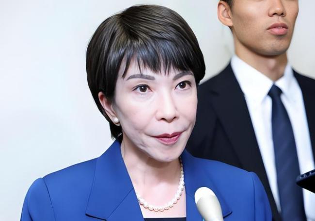 敌国条款不是摆设！高市早苗输了个精光，特朗普与华通话不到12小时，对日本发出两大警告