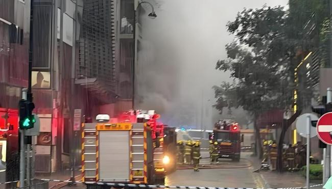 深圳市民連夜跨城馳援香港 深港聯(lián)動(dòng)救援受關(guān)注