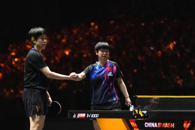 王楚钦和孙颖莎获得混双牌。国乒主力齐