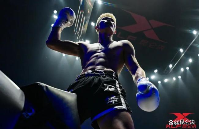 中日拳王決戰(zhàn)昆侖決 刀鋒首戰(zhàn)日本猛將